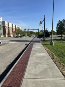 IMG_6336 Newlsy completed sidewal at the intersection of Kenwood & Galbraith