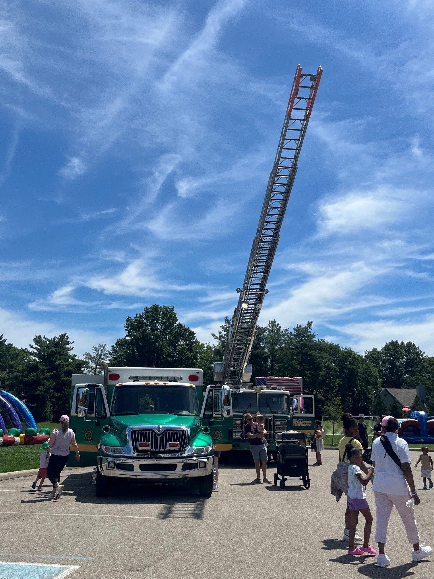 ladder truck Fire Dept Ladder Truck